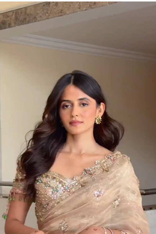 @Amaira Singhaniya