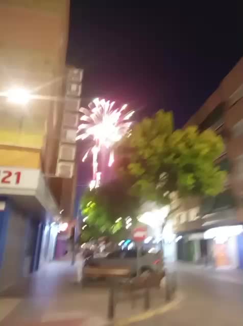 @الوجه المظلم للقمر🌚