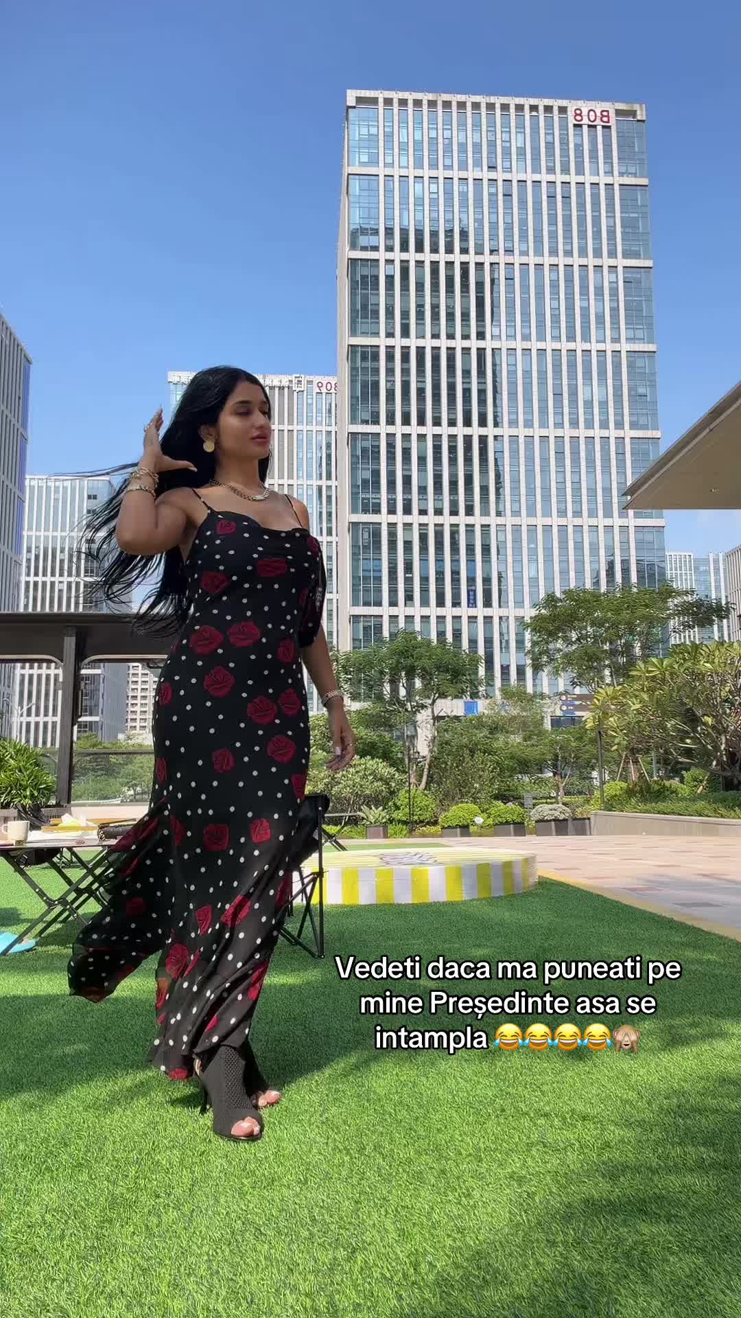 @Melek Minca