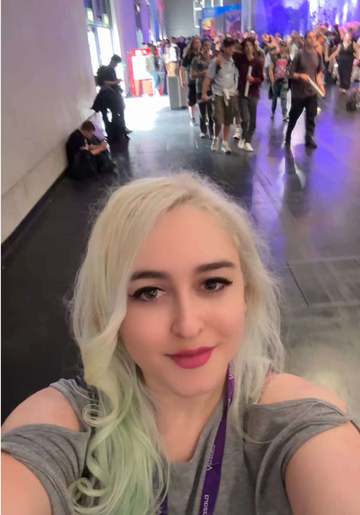 @Juliversal