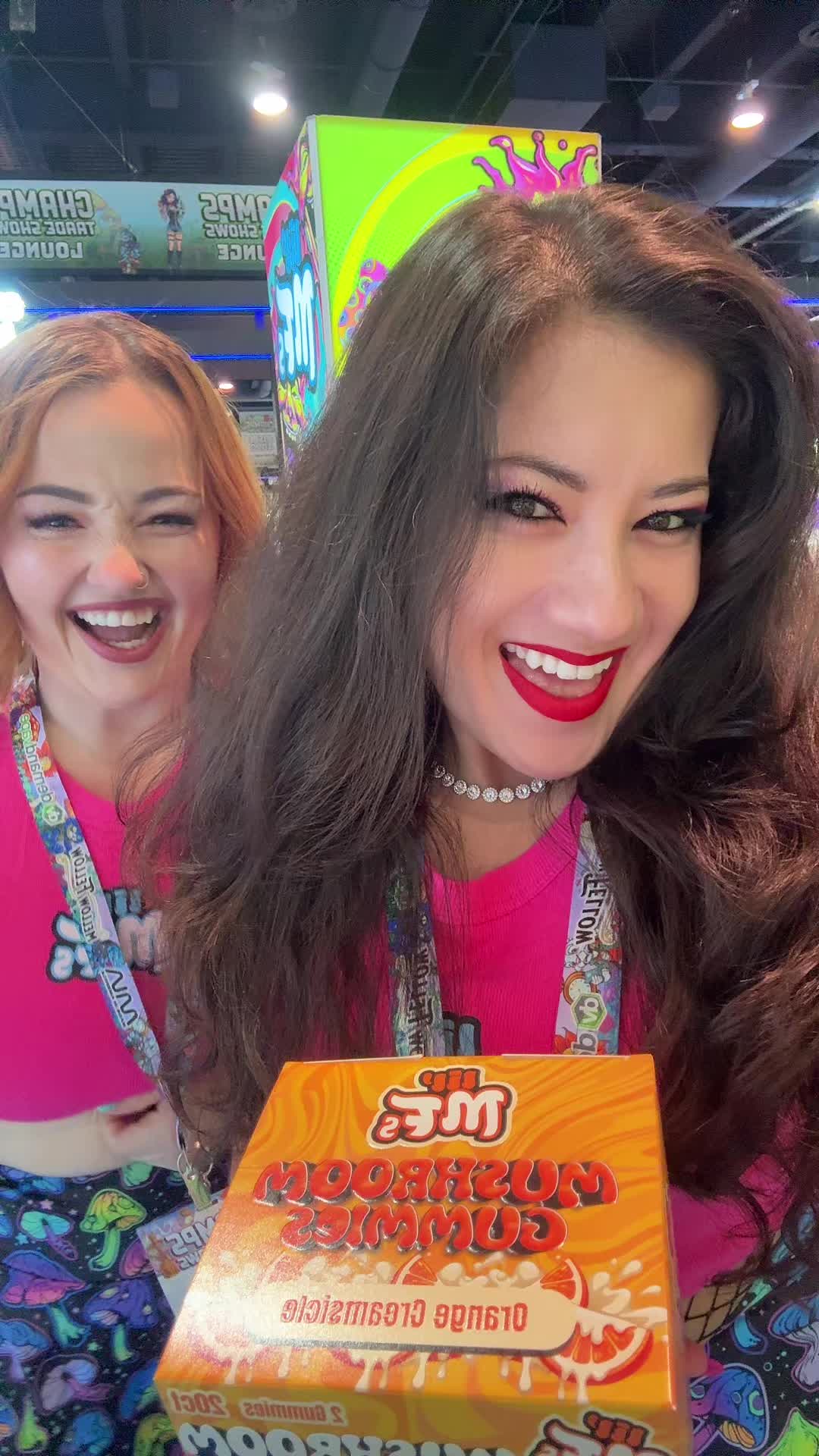@lovelilahart