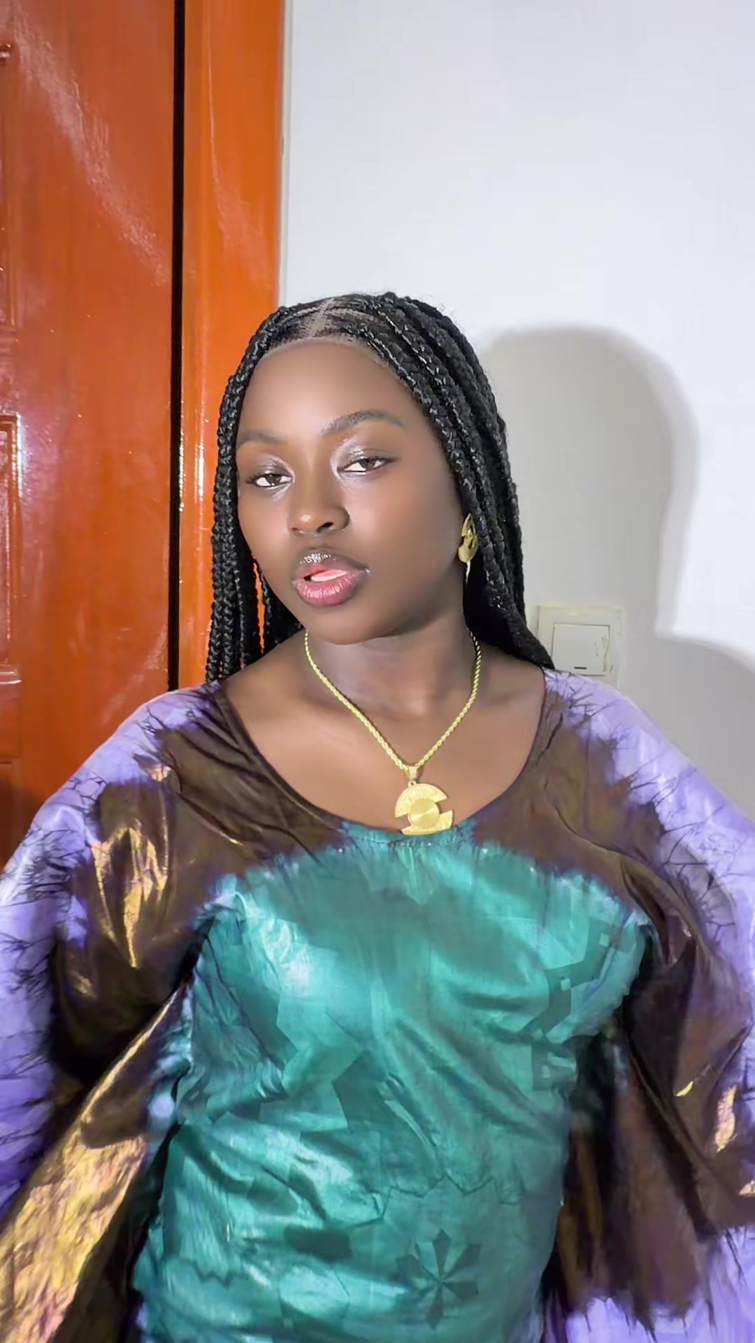 @Sona❤️Saloni🇬🇳