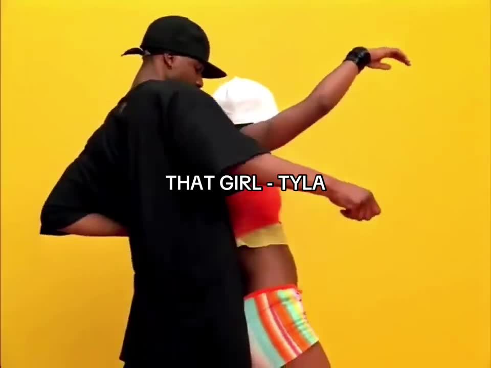 @￴￴
