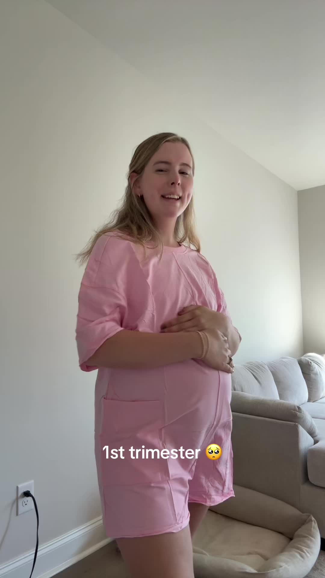 @Song W. | Mom of 5 + preg