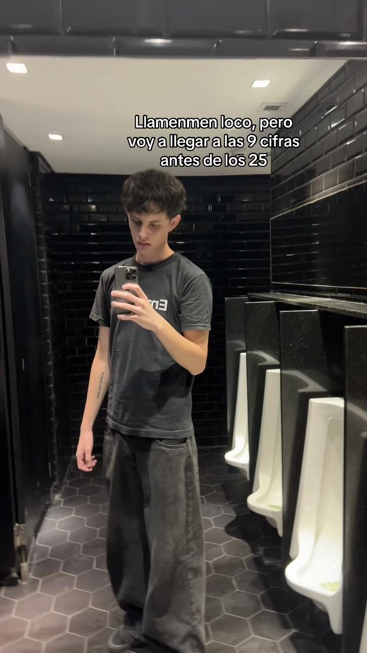 @conrabertuccii