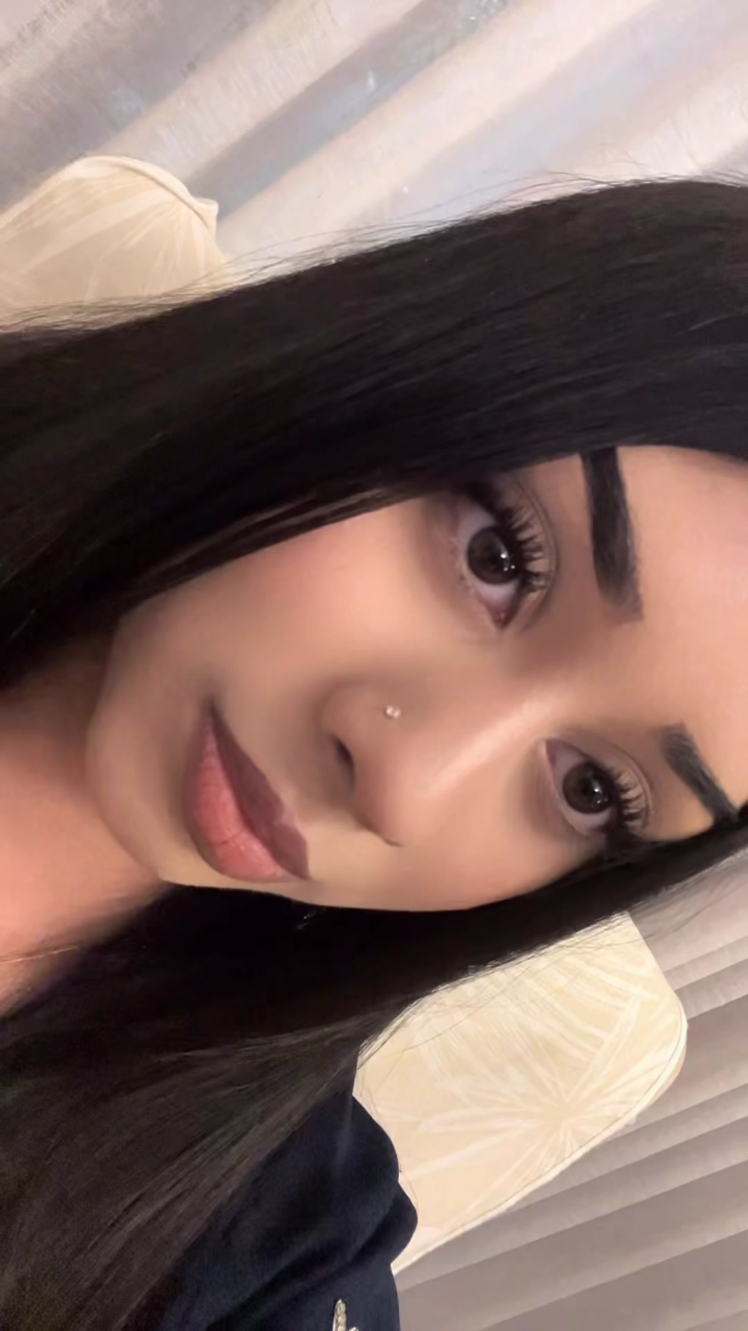 @️