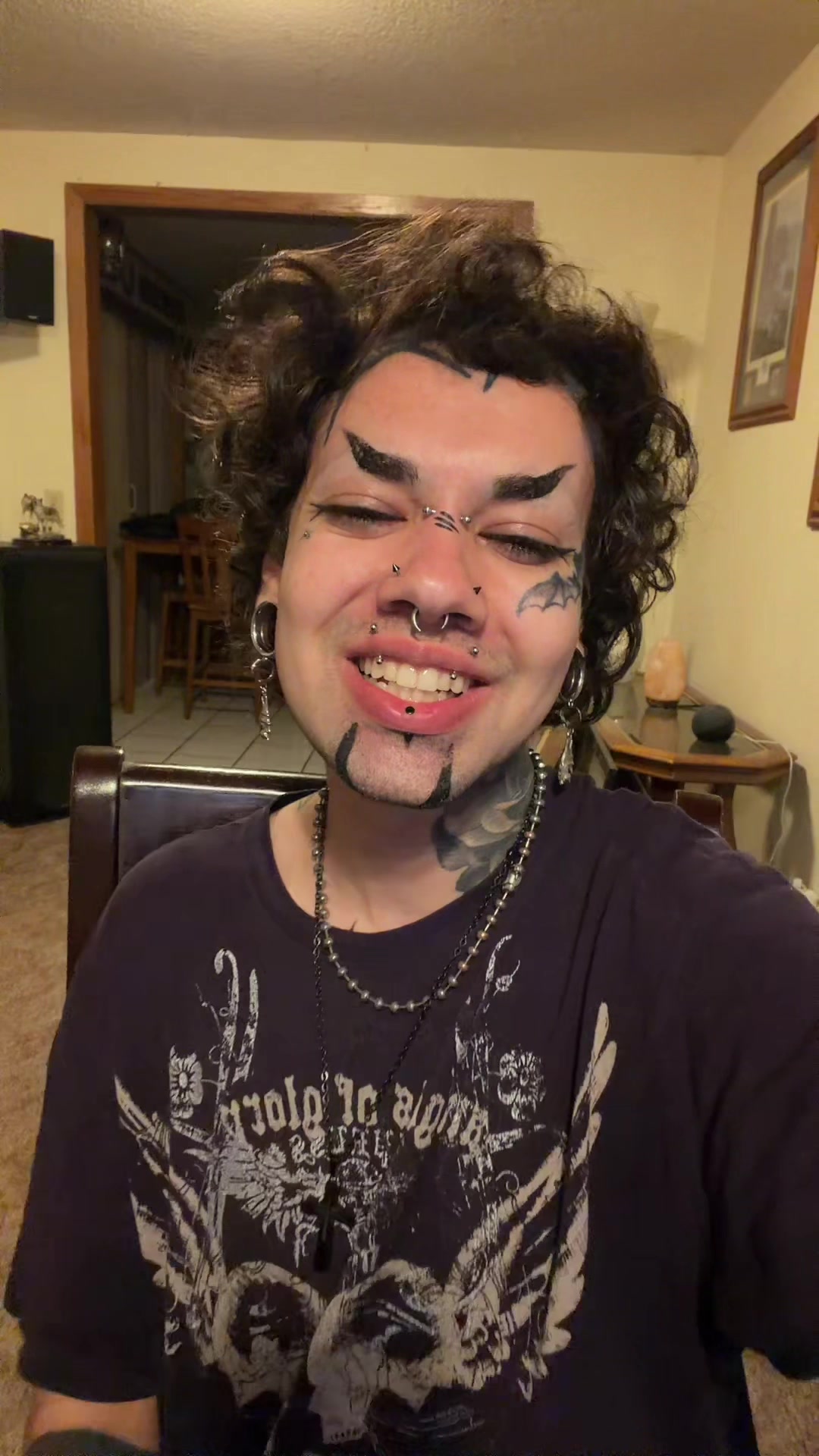 @&bull;Em&oslash; C&oslash;ŵb&oslash;y&bull;x3