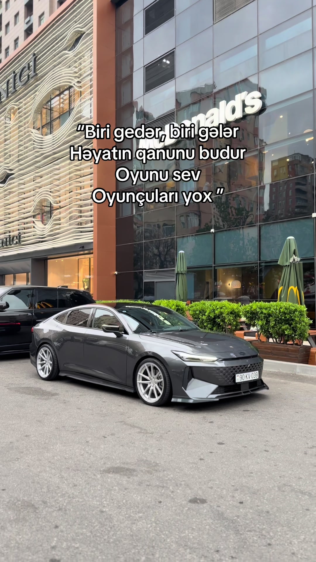 @𝑩𝒂𝒓𝒌𝒉