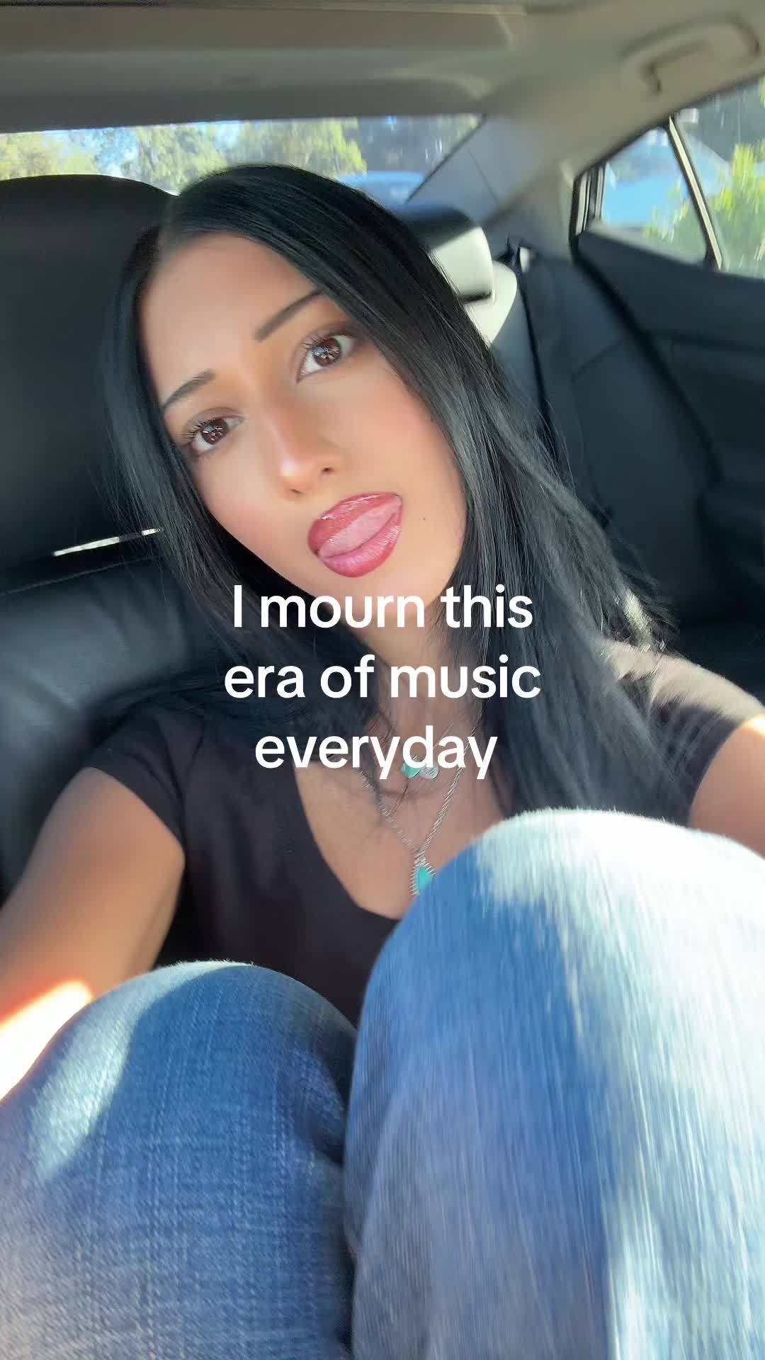 @momospersonalshopper
