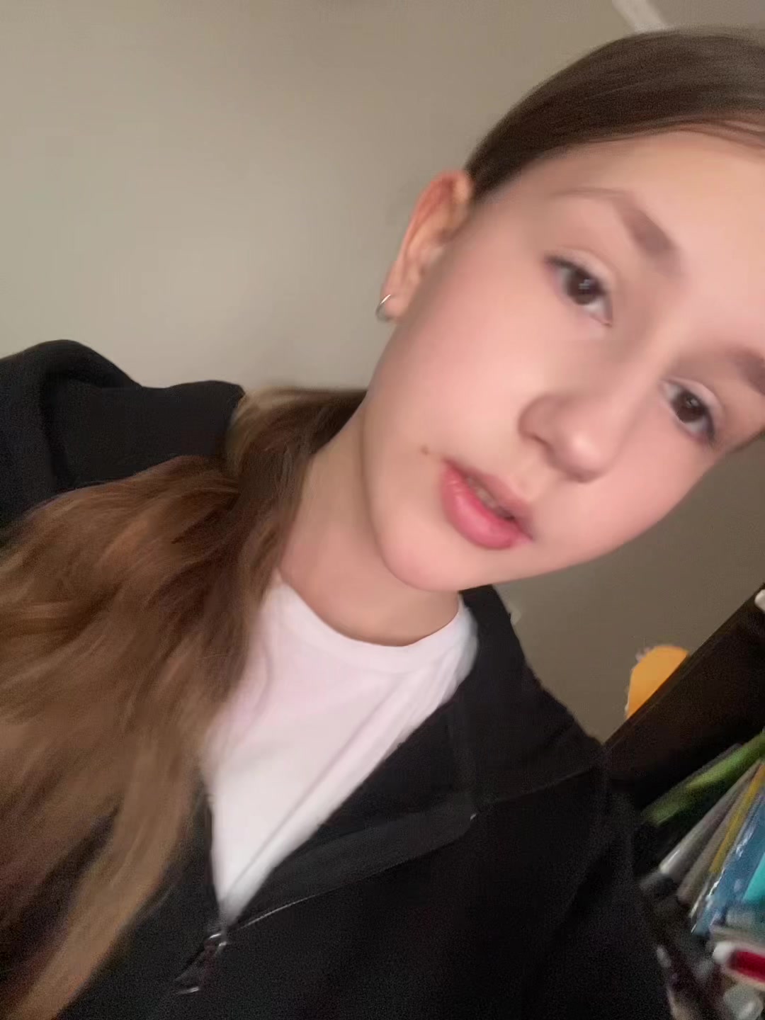 @lizkaww_w@