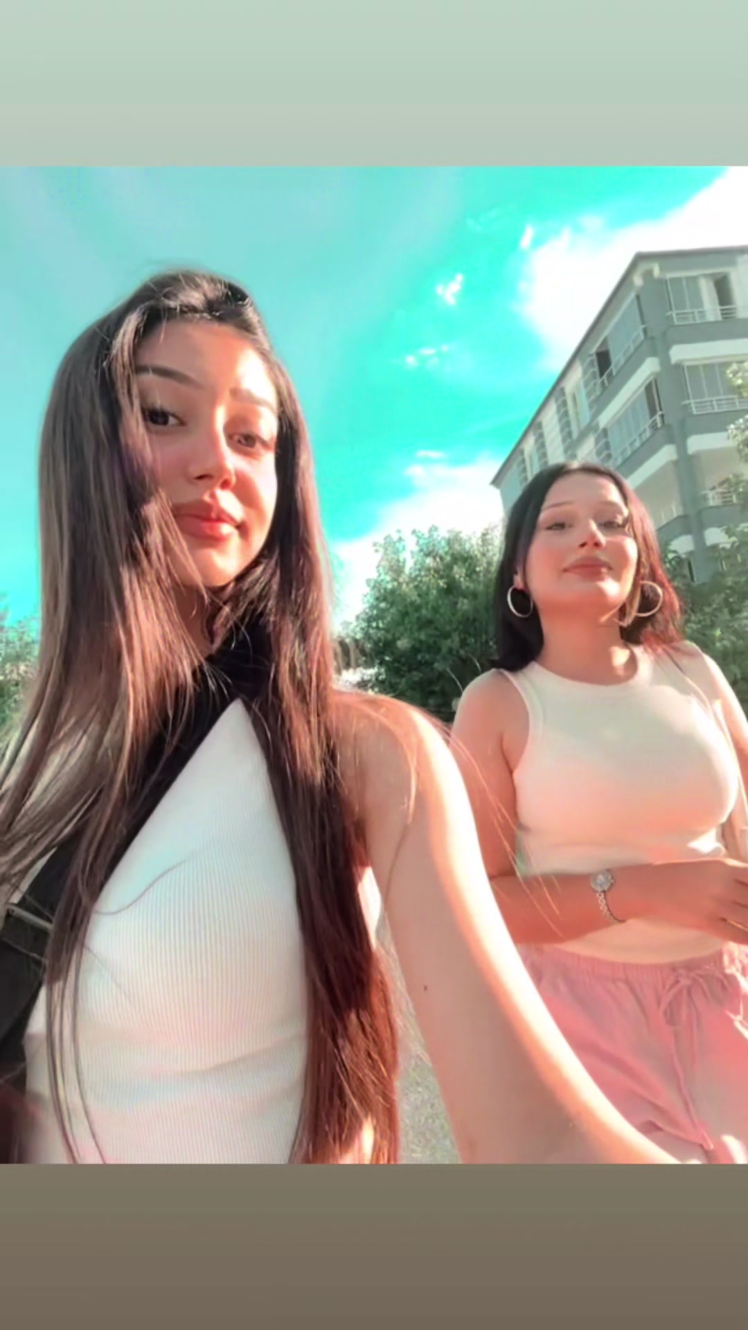 @Nazlı Yıldız