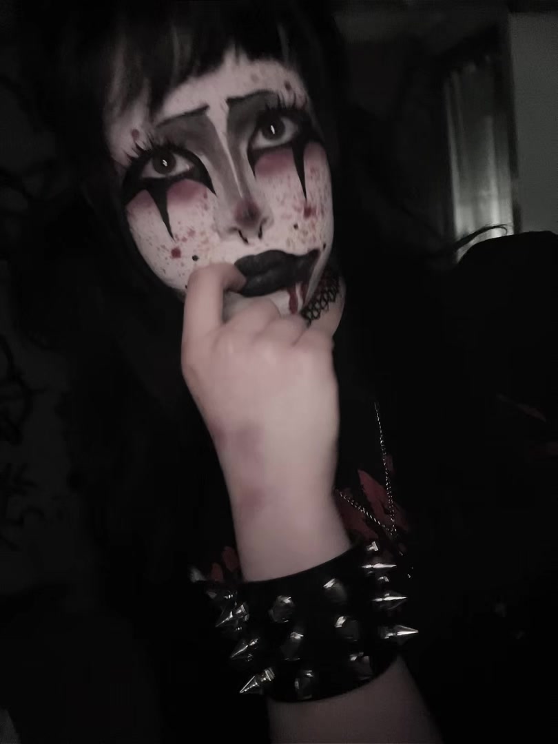 @🖤🦇𓋹𝖁𝖎𝖛𝖎𝖊𝖓𝖓𝖊𓋹🦇🖤