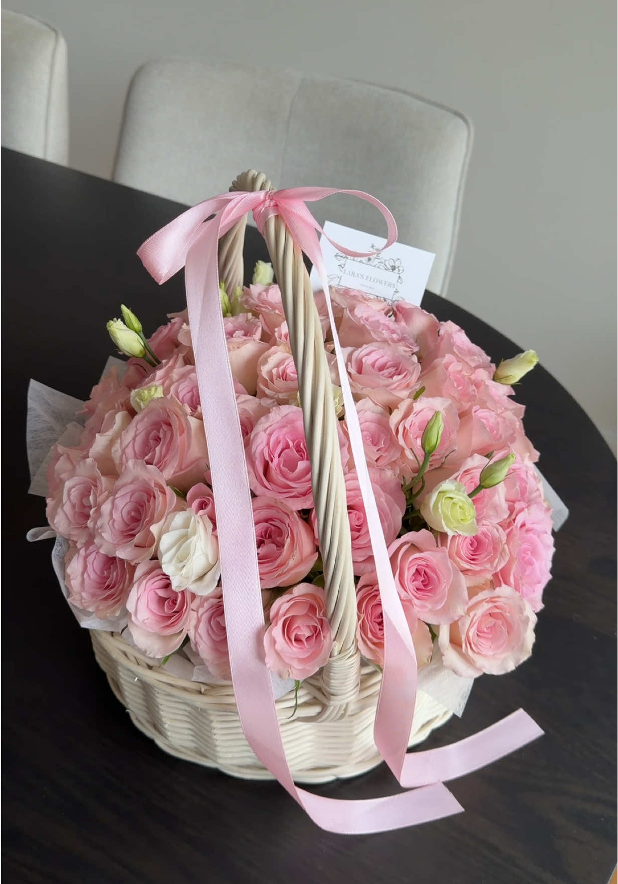 @Lara&rsquo;s Flowers