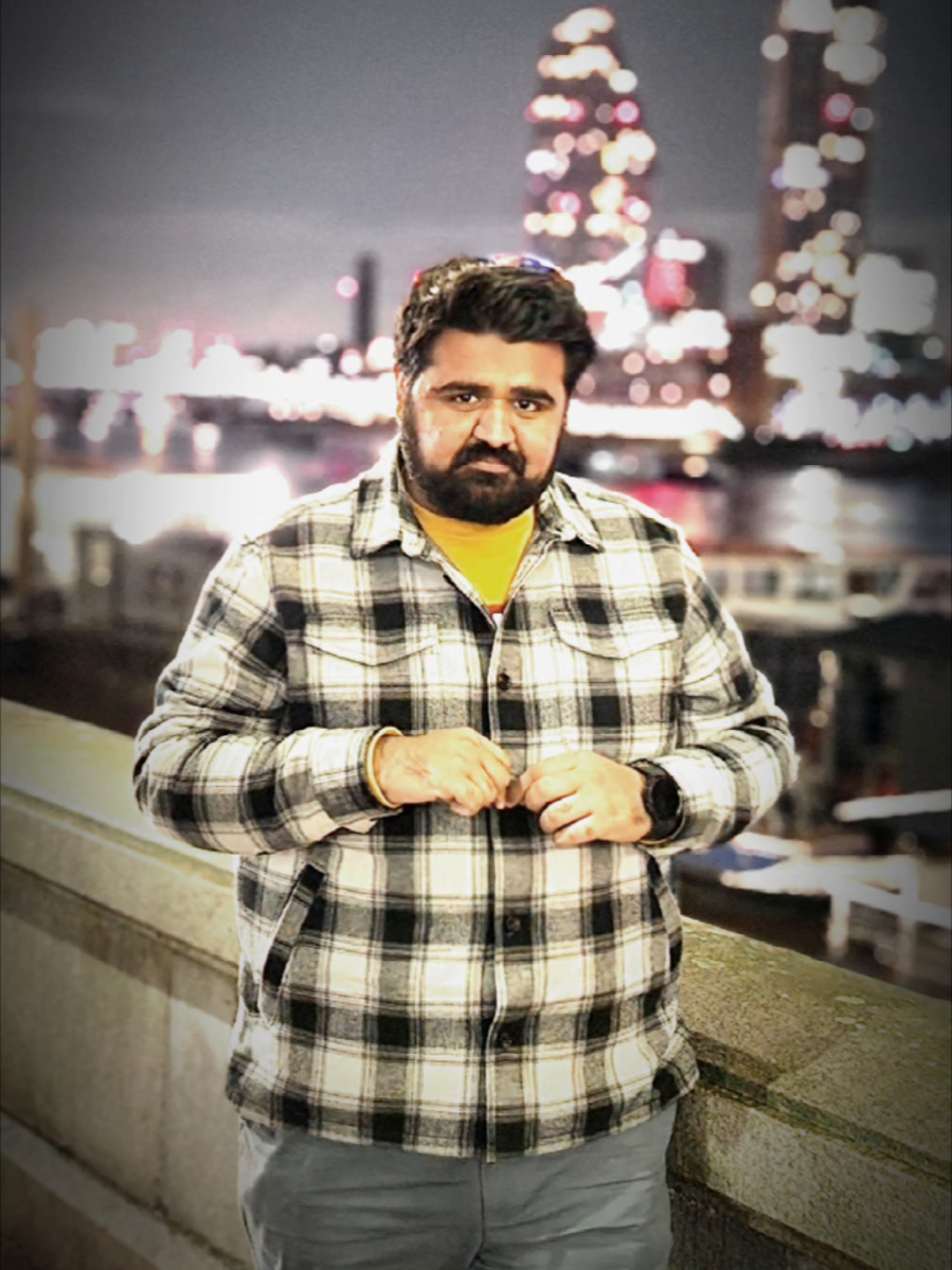 @Sahibzada Qamar Abbas Qamar ☑️