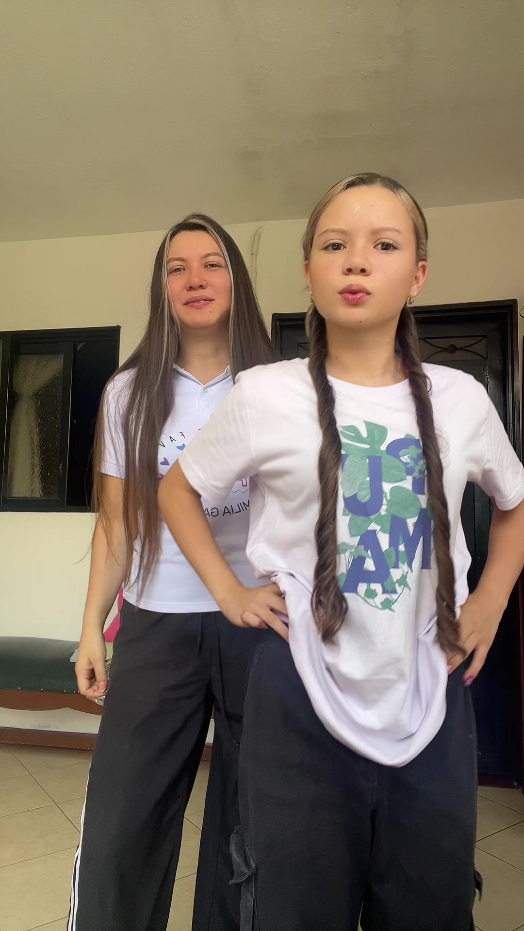 @💜Juli y Violet💜