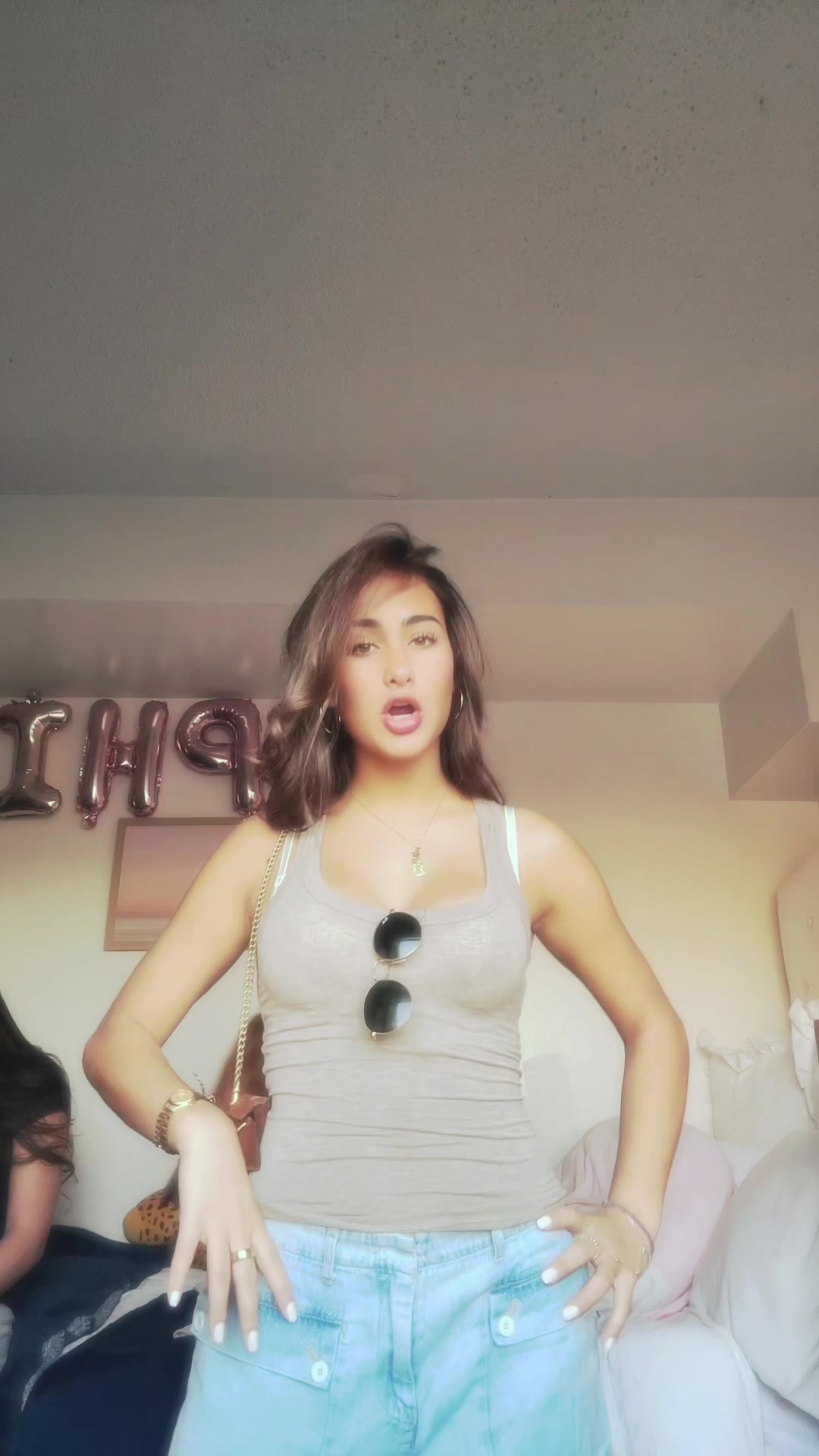 @nicole