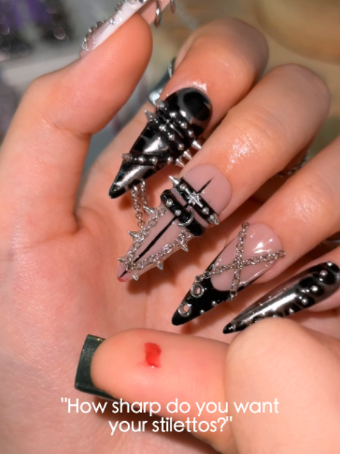 @Nailphoria