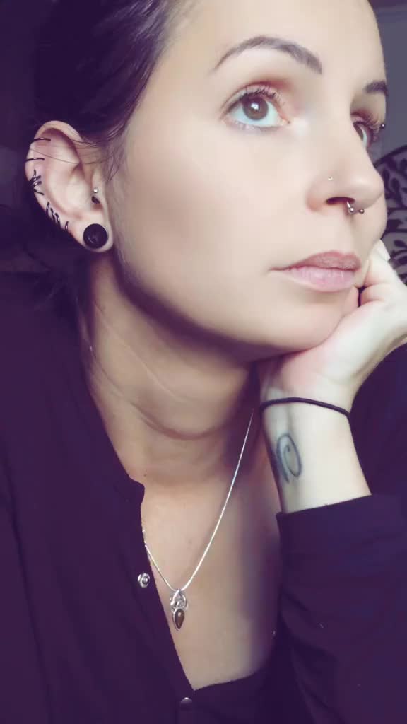 @Alice_1989