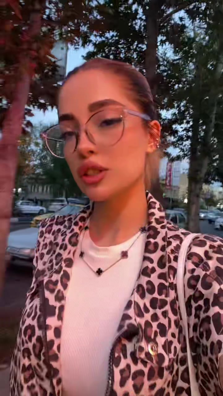 @آزیتا
