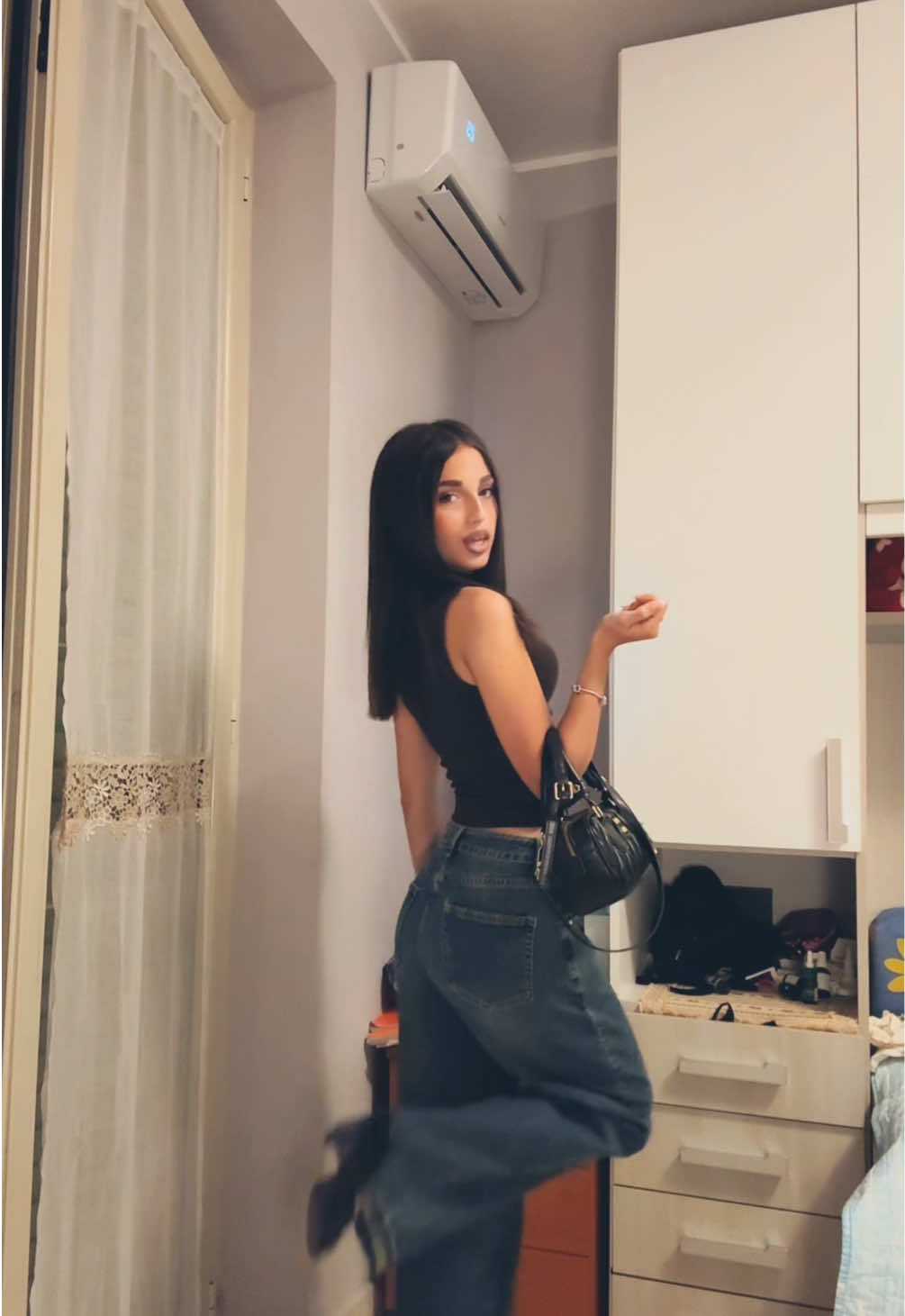@Laura🪽