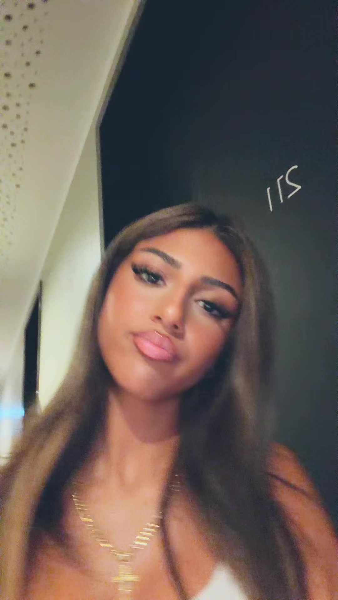 @LiveTina250k