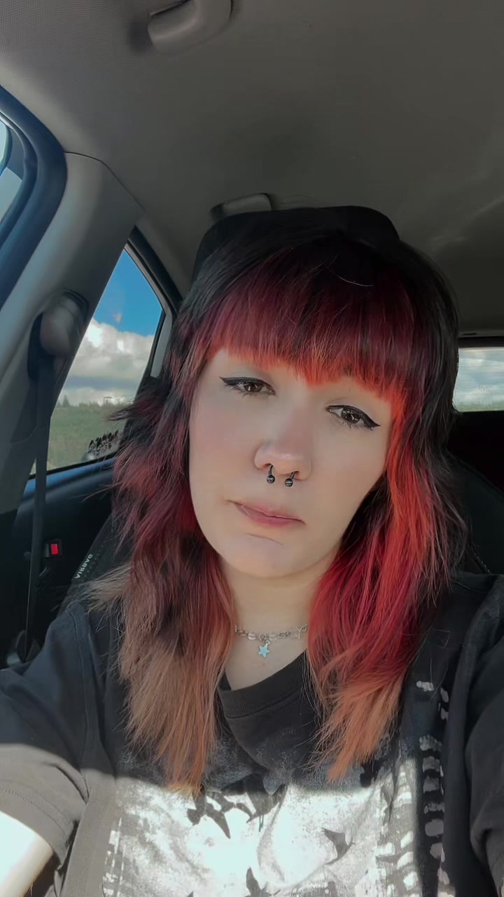 @luvbunnixx