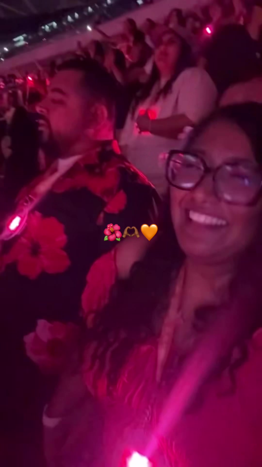 @Jesamin Esquén ♡