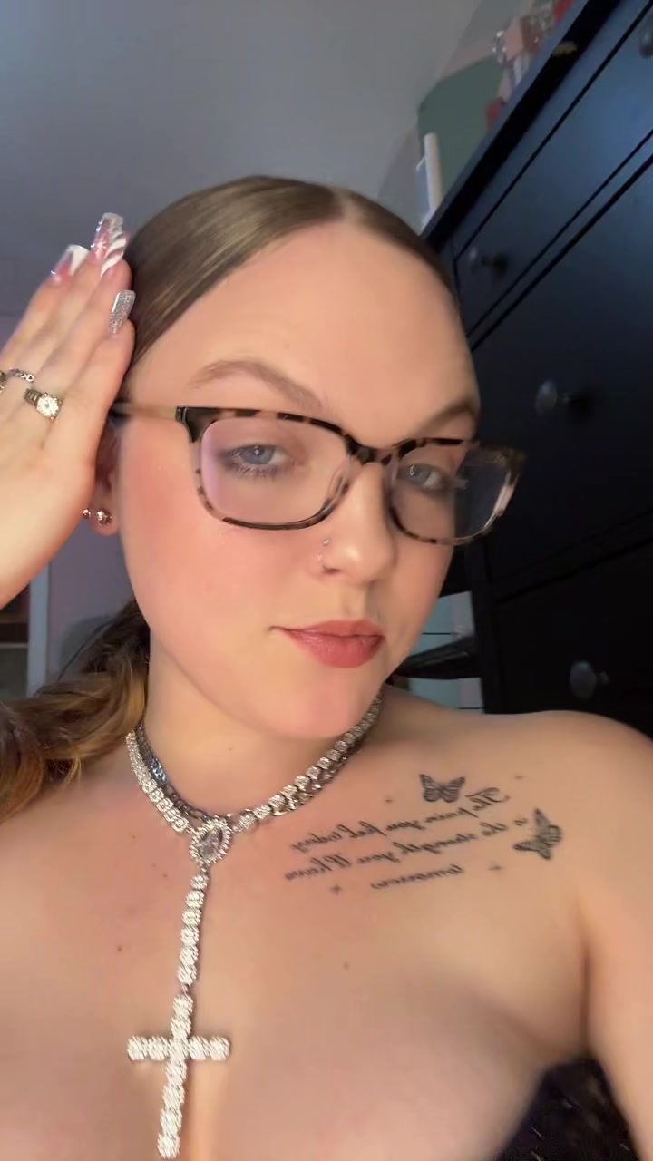 @hayl🖤🧿