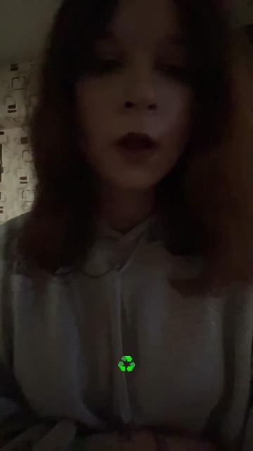 @🧟&zwj;♀️
