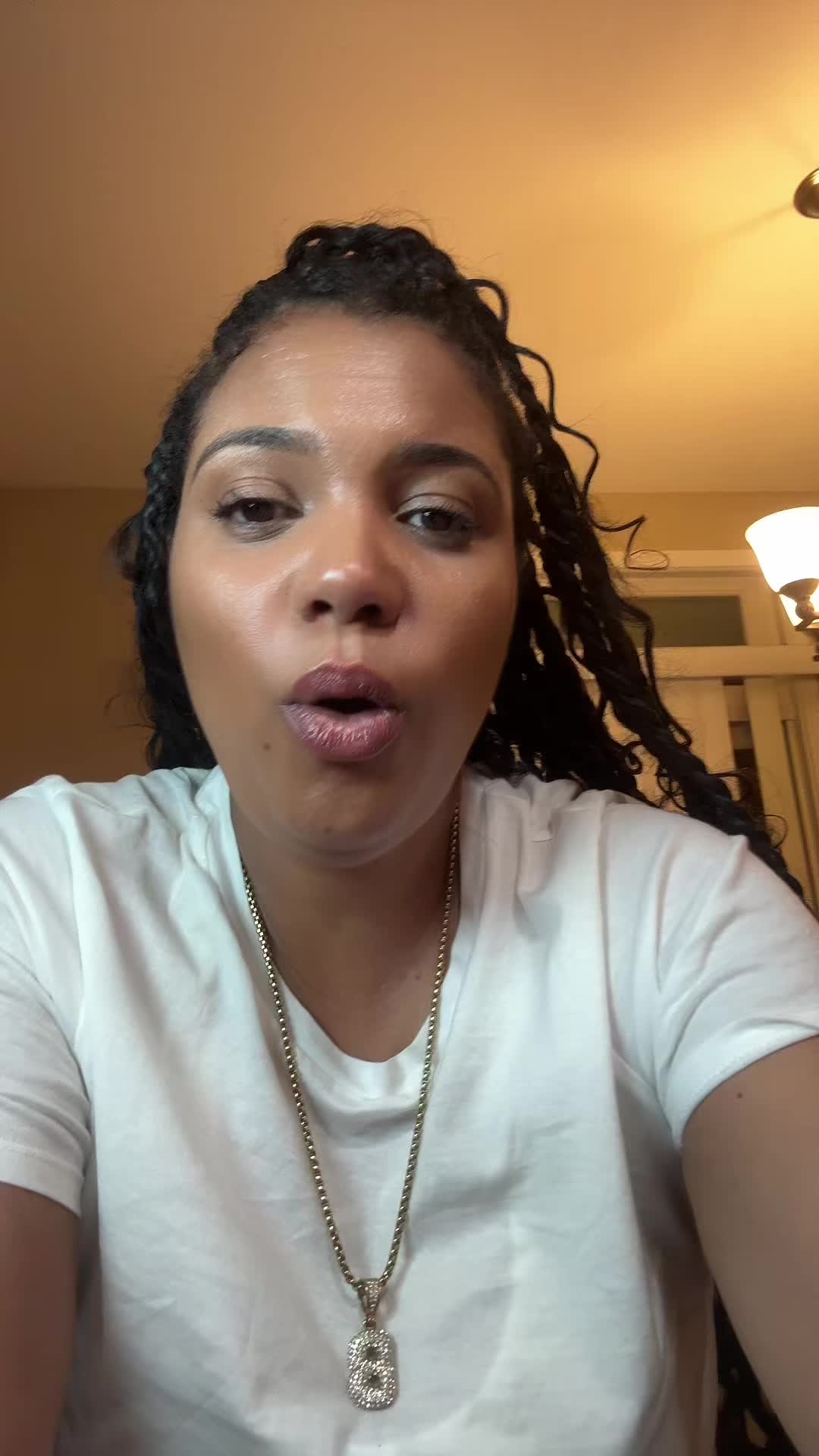 @twinnemom1