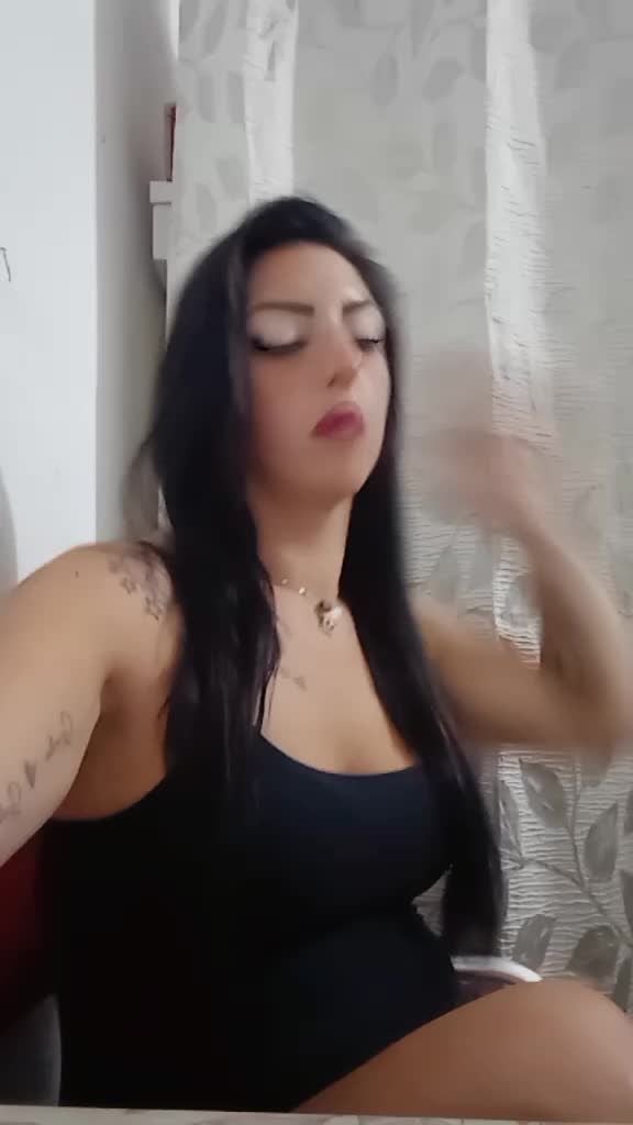 @ENZA👑❤️
