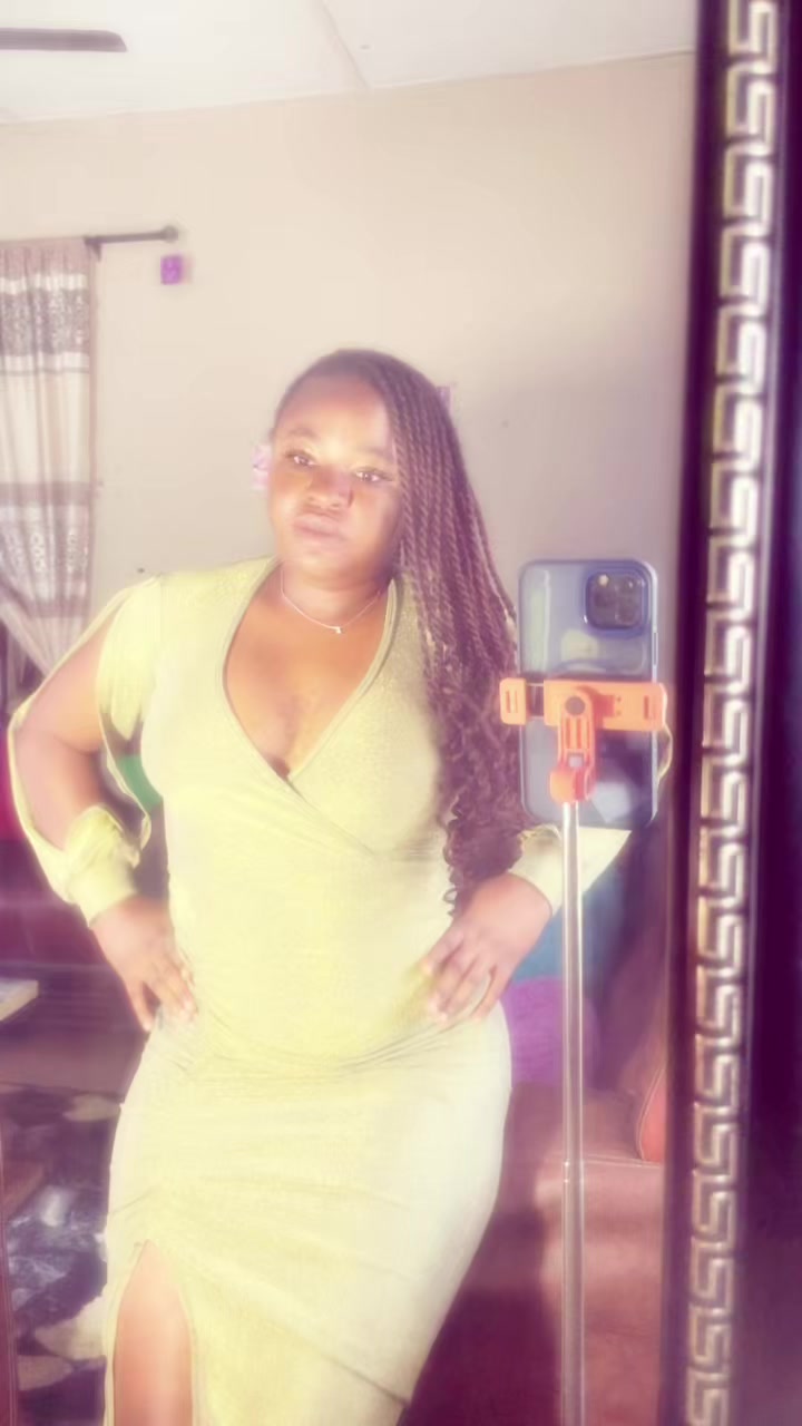 @👑🦅🦂YOUR FAVORITE GIRL 🥰👑