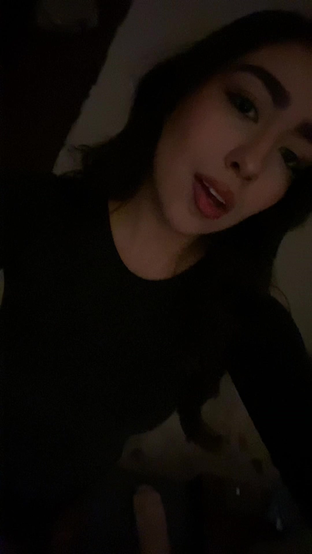 @Allisonsalazar__