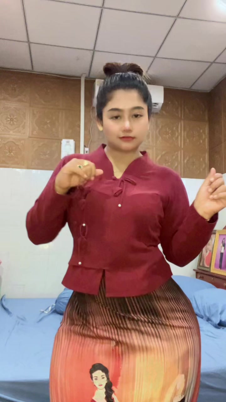 @maywaddyoo 98 (သထုံသူaccအစစ်)