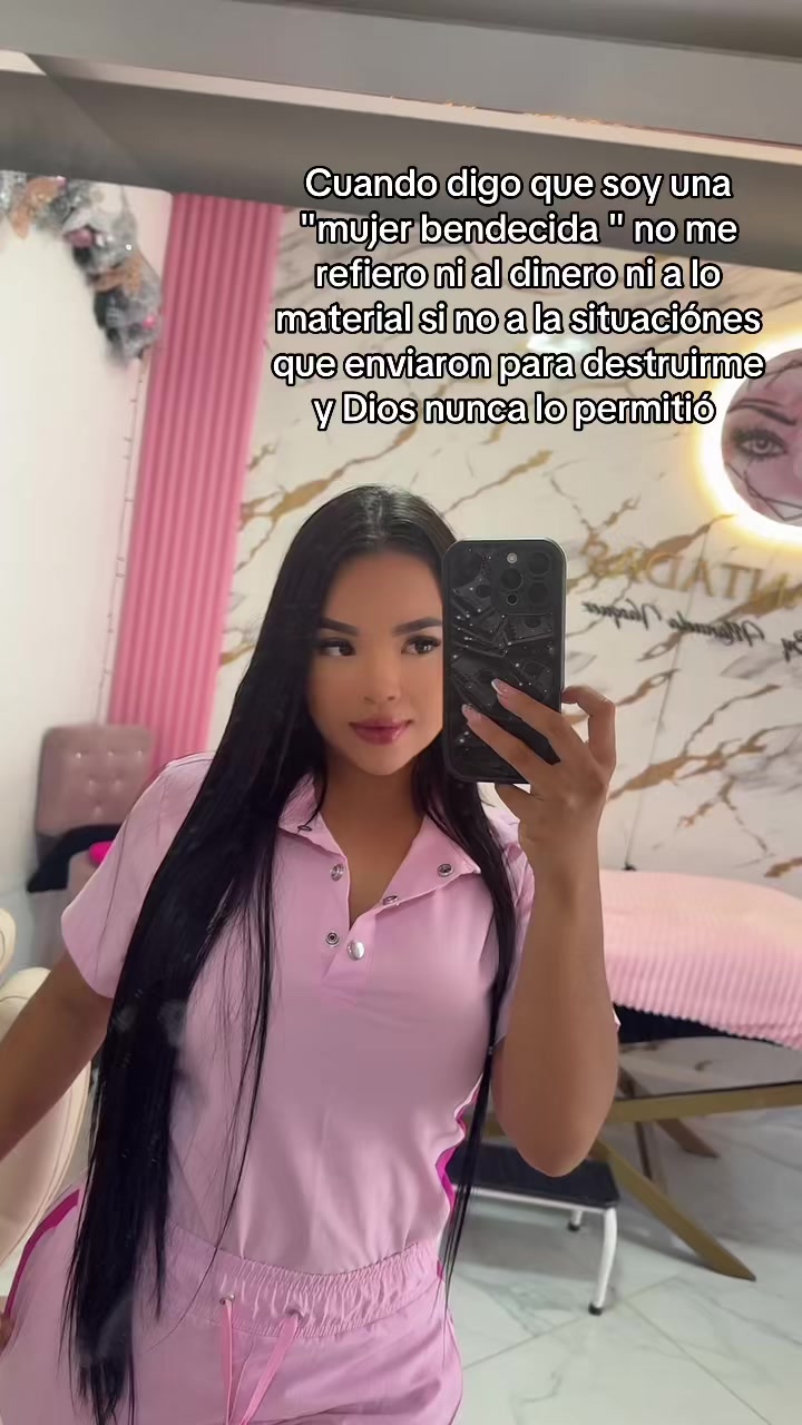 @Manuela Vásquez