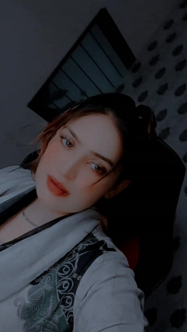 @QÜéèñ BáLöçh✨