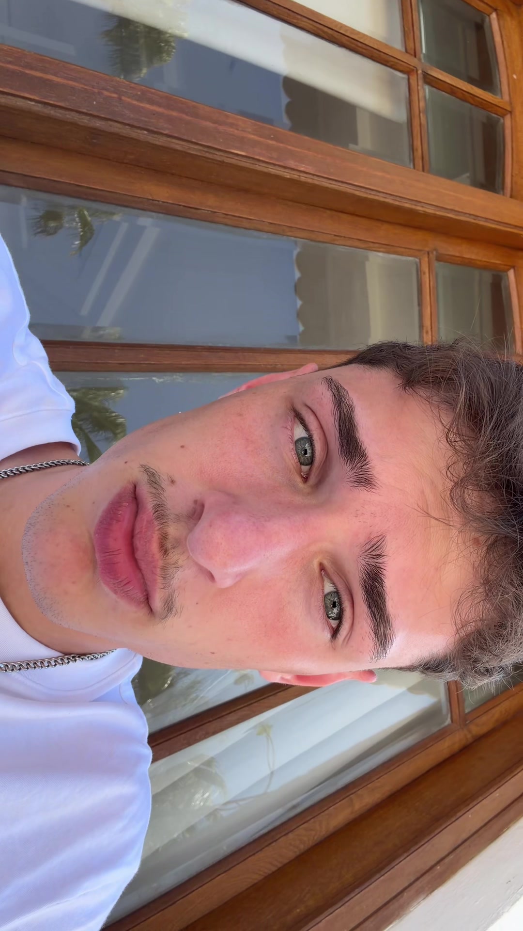 @simon