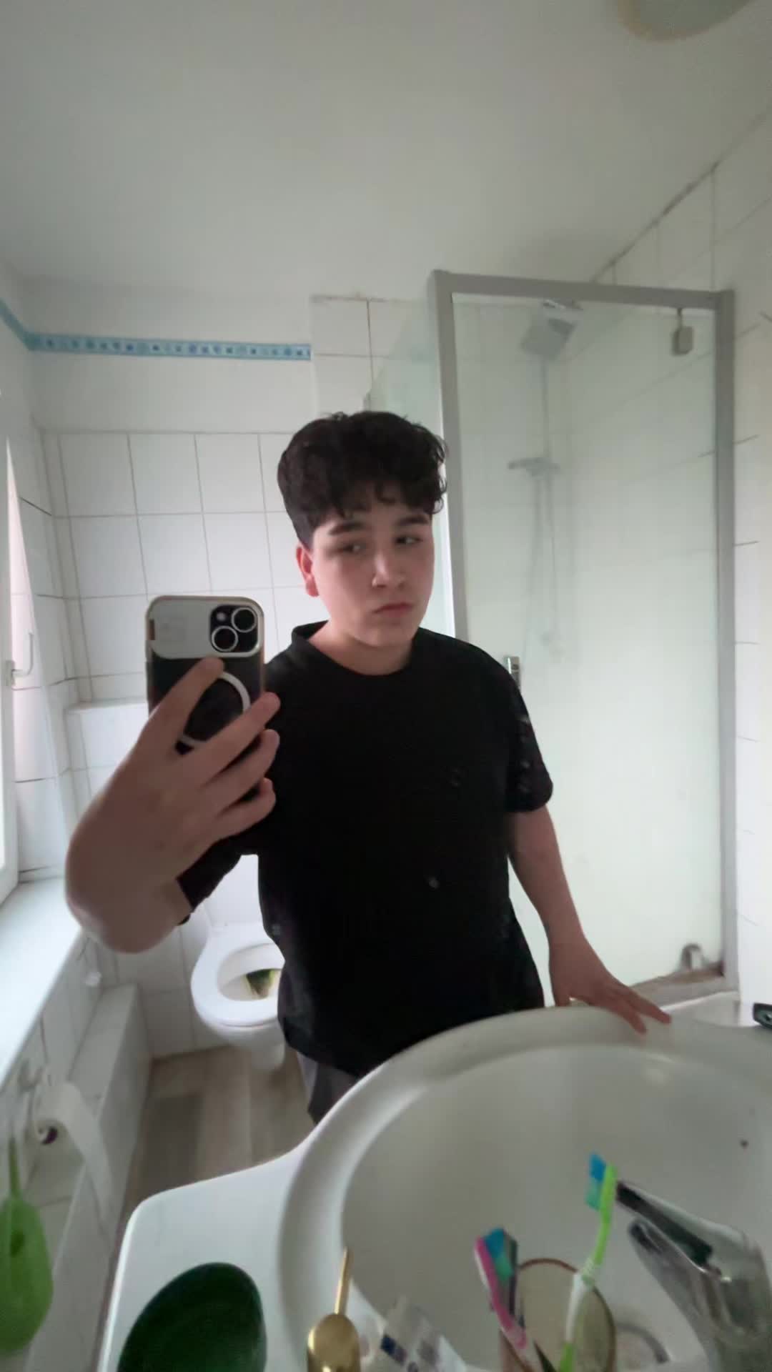 @amirx.rzn