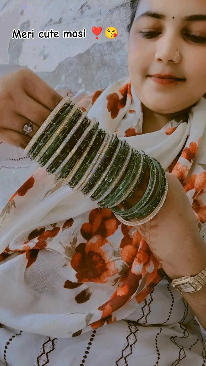 @Roshni khan