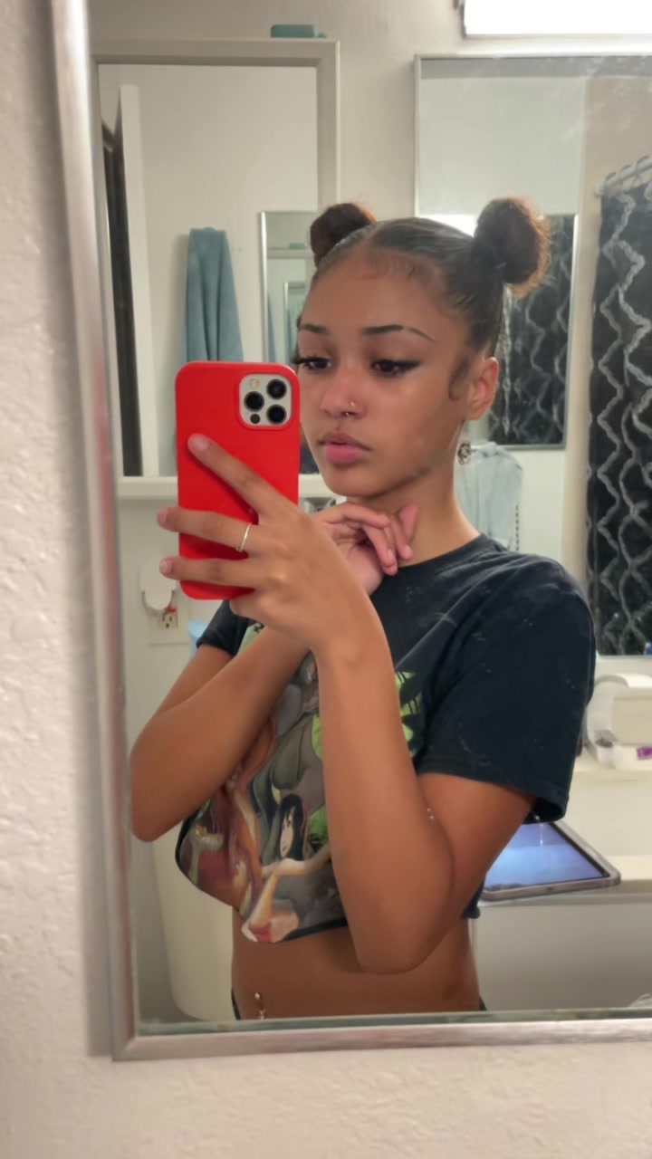 @pretty rican 🍭