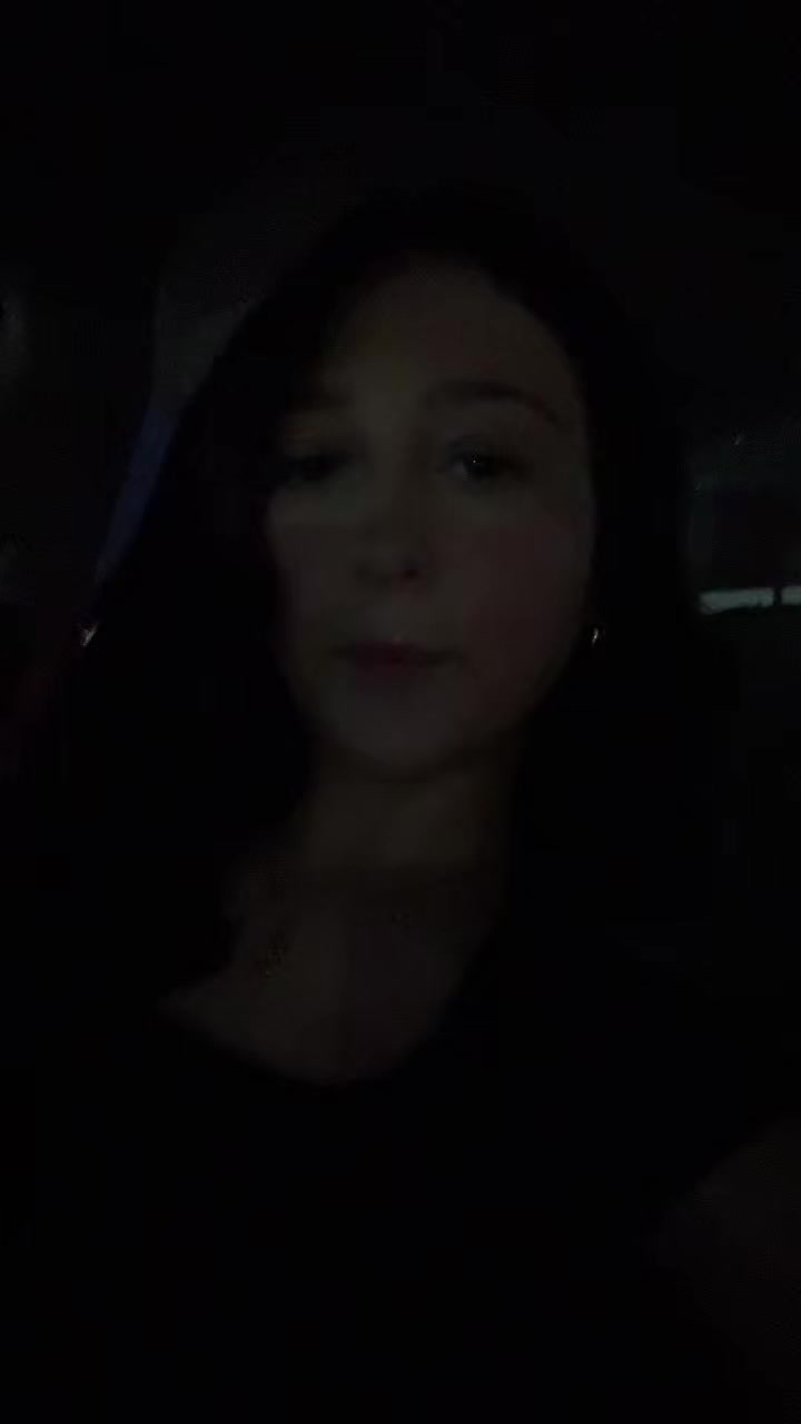 @Chloie.