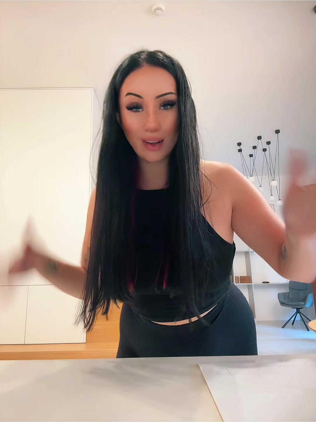 @Sandra