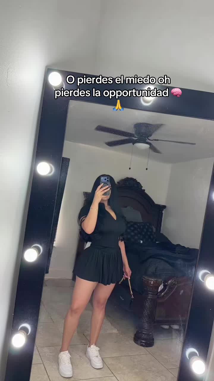 @Honeybarb