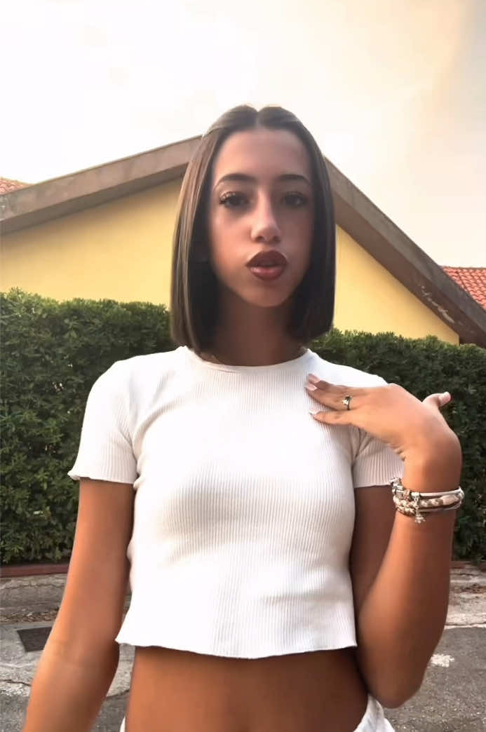 @𝐺𝐼𝑈𝐿𝐼𝐴