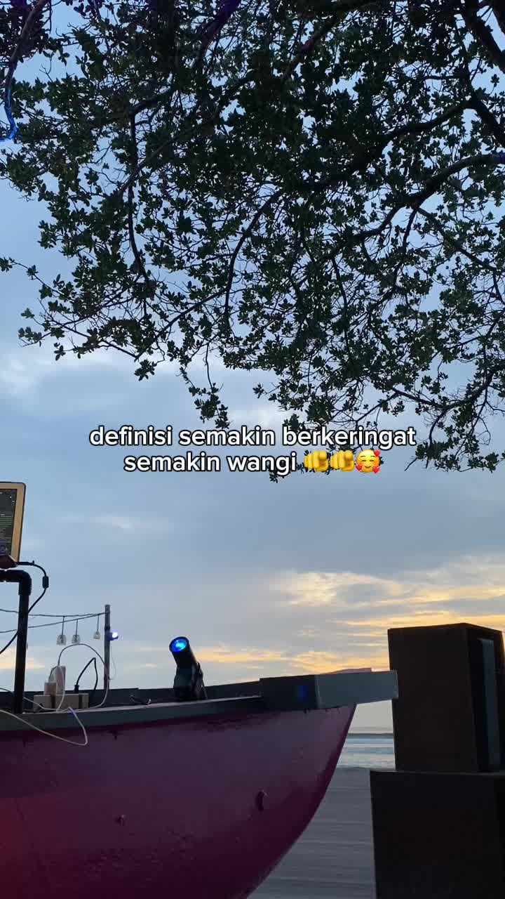 @nawang M