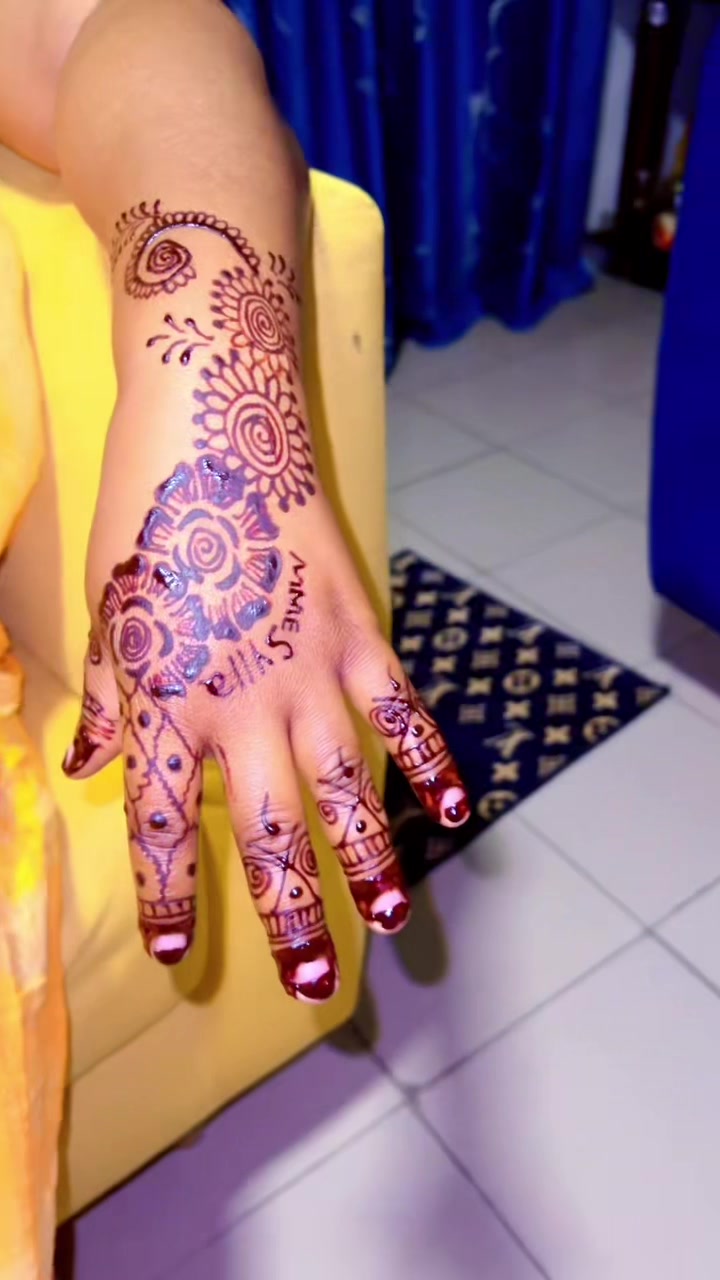 @Madame 💍diarra❤️