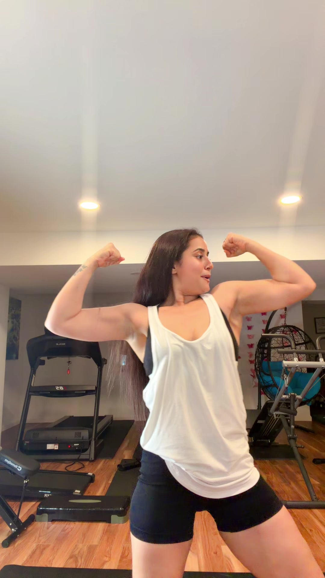 @Aahanaa🔱
