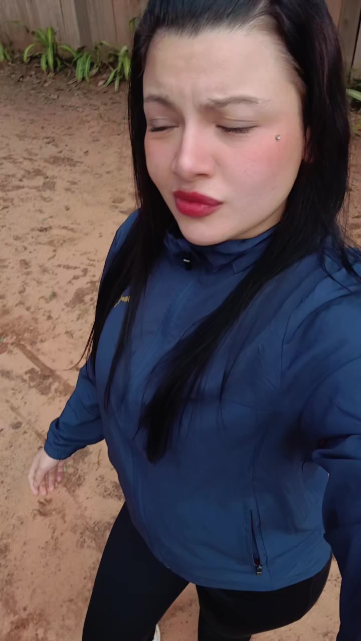 @la32