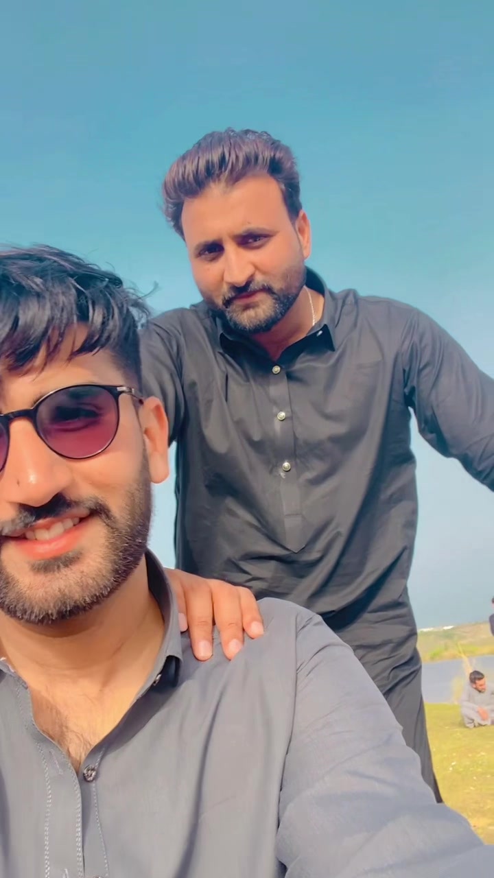 @BADAR GUJJAR