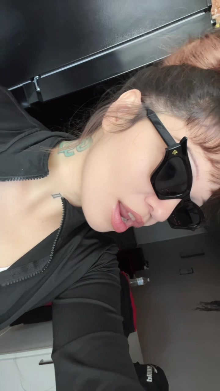 @𝕾𝖕𝖊𝖑𝖑𝖟𝖉𝖋𝖜𝖚 🦇🖤
